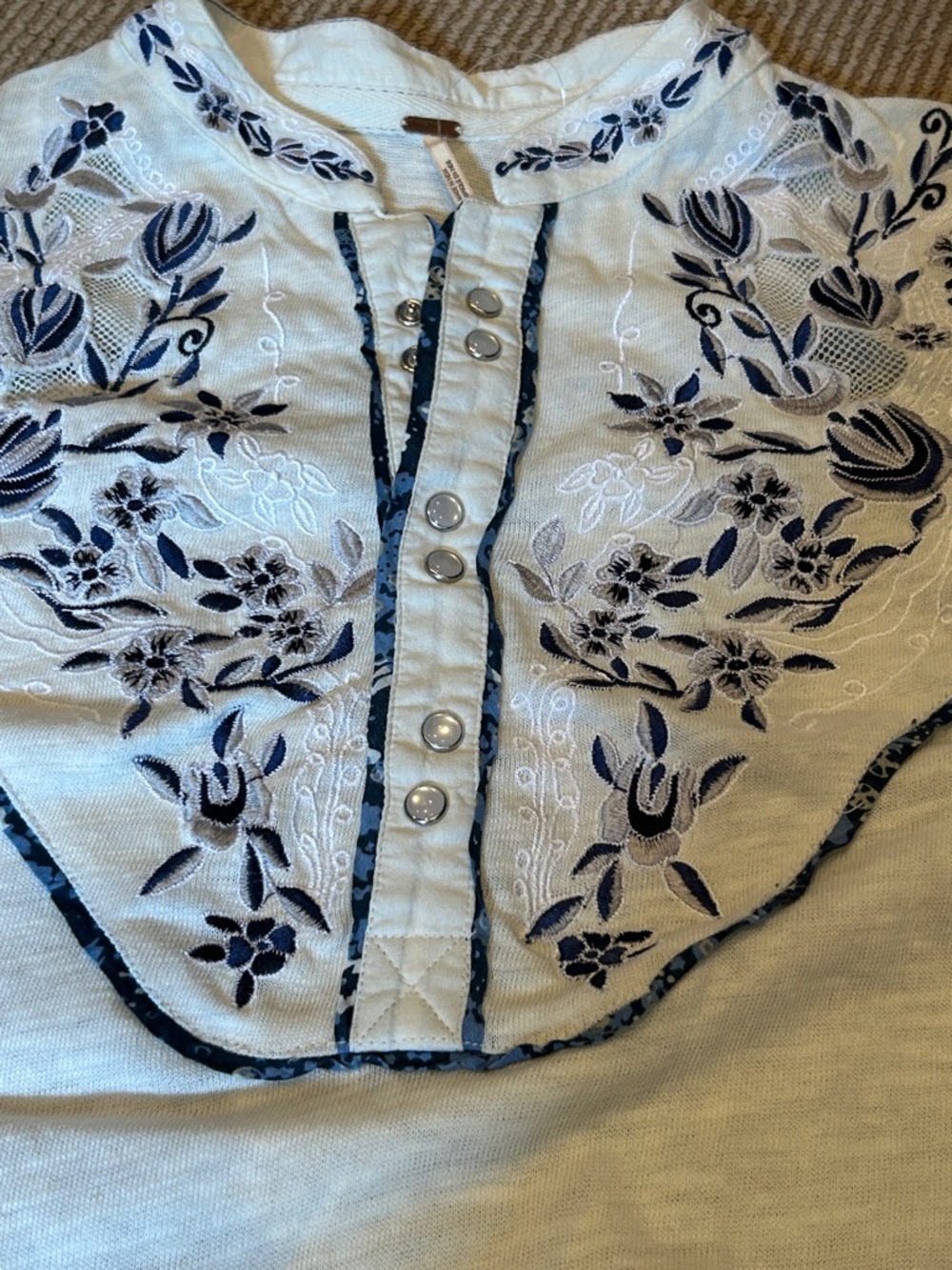 NWOT FREE PEOPLE SUNDANCE KID WESTERN HENLEY TOP size XS - Picture 11 of 11